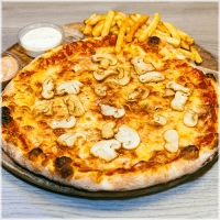 Tomato ]Sauce,Mozzerella,Mushrooms